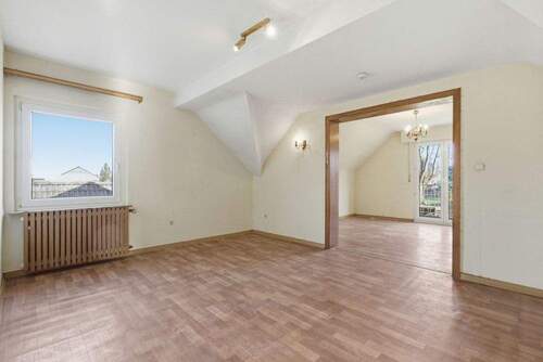 Bild 3 - 9 Zimmer Einfamilienhaus in Bornheim