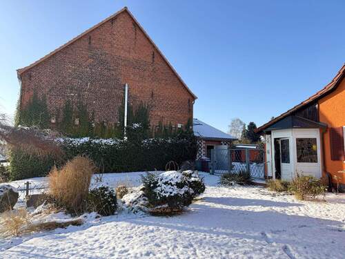 Straßenansicht - 4 Zimmer Bauernhaus, Landhaus in Pritzwalk