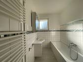 Bad Wohnung 2 - 