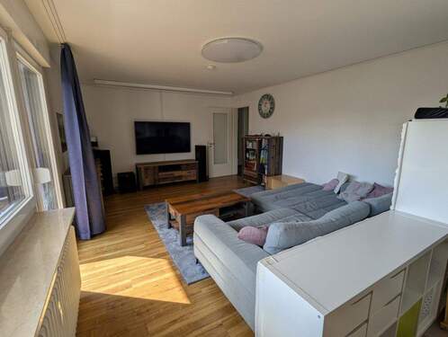 Wohnzimmer - Etagenwohnung mit 89,50 m&sup2; in Wolfratshausen zum Kaufen