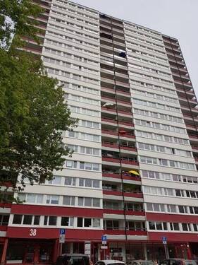 Der Rote Riese - 