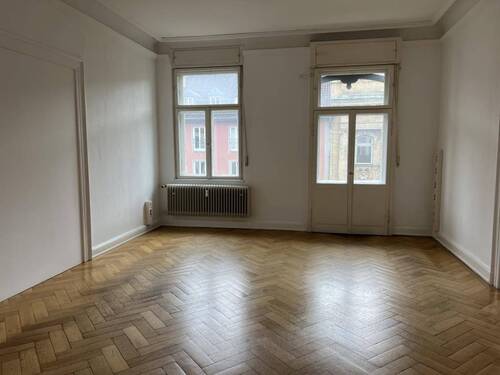 Raum 8 - Zentrales Büro 2 - 8 Zimmer Büro in Augsburg