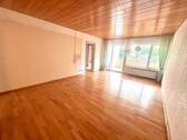 Wohnzimmer - 3 Zimmer Etagenwohnung zum Kaufen in Mannheim