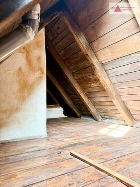 Spitzboden - 