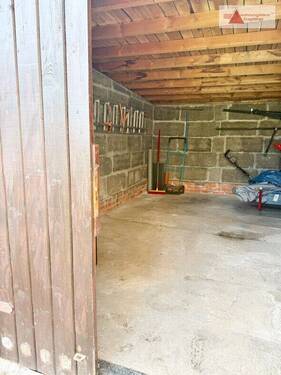 Garage - 