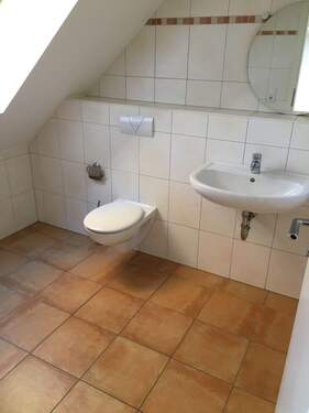 WC - 1. Etage.JPG - Etagenwohnung in Bad Sassendorf