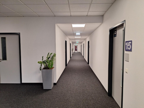 Flur - Büro zur Miete in Offenbach am Main