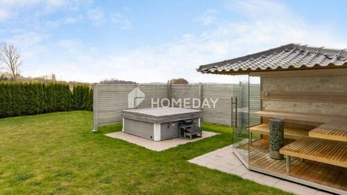 Garten 3 - 5 Zimmer Einfamilienhaus in Dreschvitz