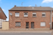 Hausansicht - Gestalten Sie Ihr neues Zuhause in Bedburg - Ihre Chance auf ein individuelles Haus