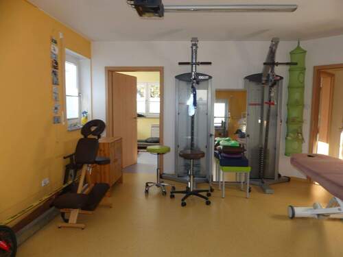 Beh,3.JPG - Voll ausgestattete Physiotherapiepraxis zur Miete in Forchheim