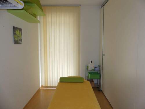 Behandl 6.JPG - 4 Zimmer Büro in Forchheim