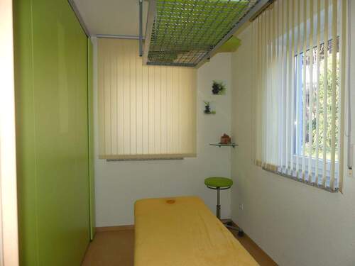 Behandlungszimmer 1.JPG - 
