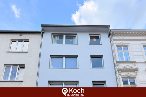 Hausansicht - 4-Familienhaus mit Motorrad- und PKW-Stellplätzen! Nähe Aquis Plaza!