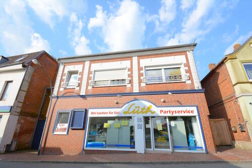 Außenansicht - Wohnen und Arbeiten unter einem Dach in Wesselburen