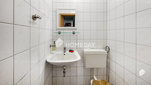 7. Gäste WC - 