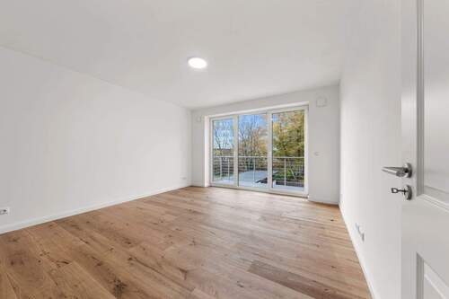 Wohn-/Esszimmer mit Küche - 