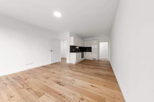 Wohn-/Esszimmer mit Küche - 