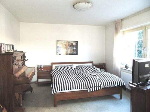 Teilansicht Wohnraum links.JPG - 