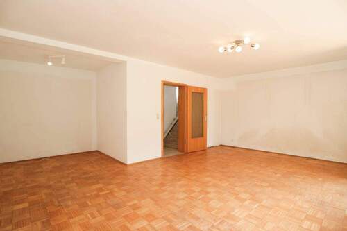 18789 (34) - 6 Zimmer Reihenendhaus in Grevenbroich/Langwaden