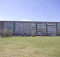 In der Herrichtung! Große 3-Zimmerwohnung an der Heide. - Halle (Saale) Heide Nord