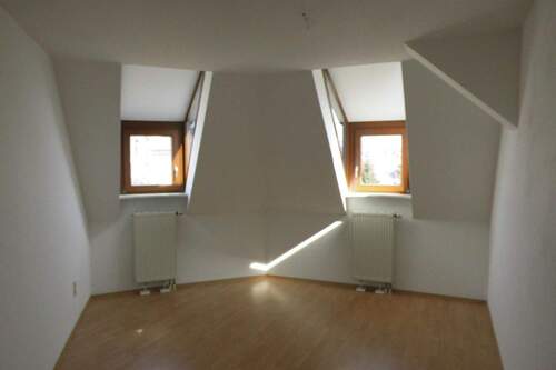 DSCI0315 - Etagenwohnung mit 69,00 m&sup2; in Reichenbach zur Miete