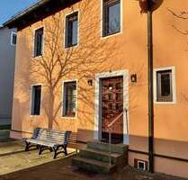 Charmantes Ein- bis Zweifamilienhaus mit großem Grundstück und vielseitigem Nutzungspotential - Dresden Klotzsche