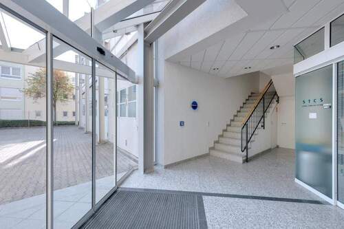 Eingang Bürotrakt - 