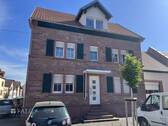 Außenansicht - 9 Zimmer Mehrfamilienhaus, Wohnhaus zum Kaufen in Wörth am Main