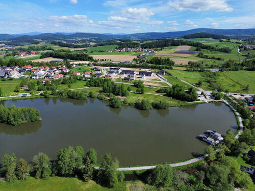 idyllisch gelegen am See - 