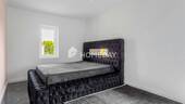 1. OG Elternschlafzimmer 1 - 