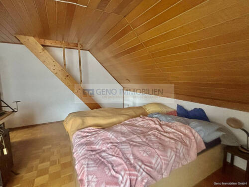 OG_04_Schlafzimmer - 