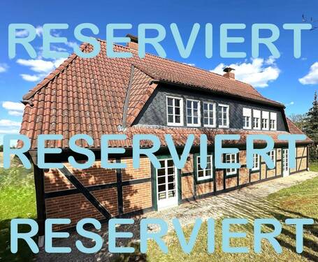 Hausansicht - Historisches Fachwerkhaus in erster Reihe direkt am Deich