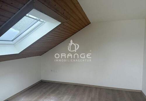 2b9da310-eaa3-4688-b582-d61aa64e0d54 - Sehr schöne neu renovierte 2 Zimmer Wohnung.