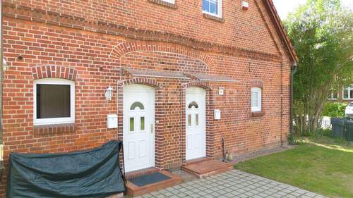 Eingang und Garten kleine Wohnungen - 