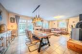 Wohn- Esszimmer - 