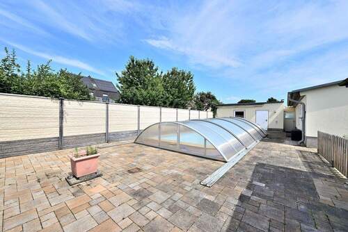 Pool mit Abdeckung - 