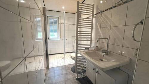 bodenebene Dusche - 2 Zimmer Etagenwohnung in Waldshut-Tiengen