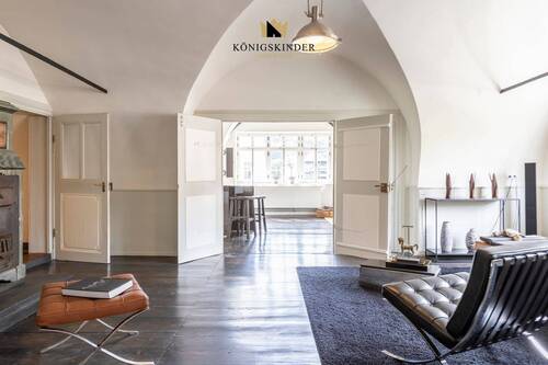 Bild 1 - Sanierter Wohntraum im historischem Charme