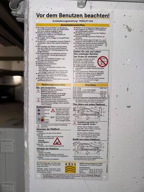 Zulässige Fahrzeugeigenschaft - Garage, Stellplatz zur Miete in Berlin