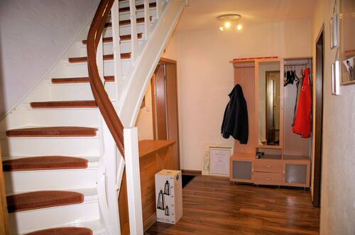 2473 Wohn-/Geschäftshaus in Much - 