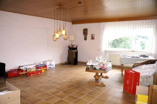 2473 Wohn-/Geschäftshaus in Much - 