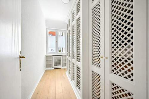 Ankleide/ HWR-Raum - 