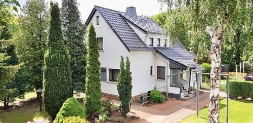 Haupthaus - Einfamilienhaus mit 100,00 m&sup2; in Radebeul zum Kaufen