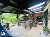Große überdachte Terrasse - 
