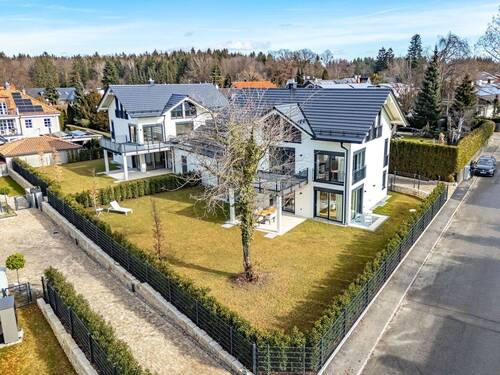 Hauptansicht - Einfamilienhaus mit 241,00 m² in Straßlach-Dingharting zum Kaufen