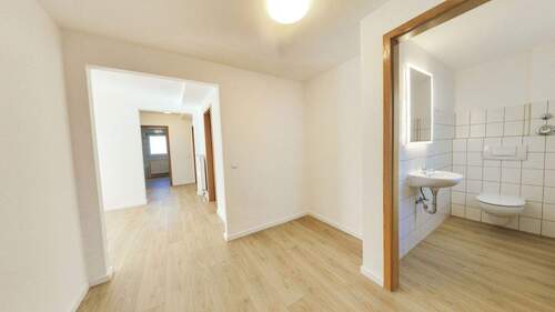 Eingang - 3 Zimmer Etagenwohnung in Sinsheim