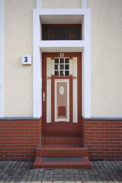 Eingang - 3 Zimmer Etagenwohnung in Rathenow