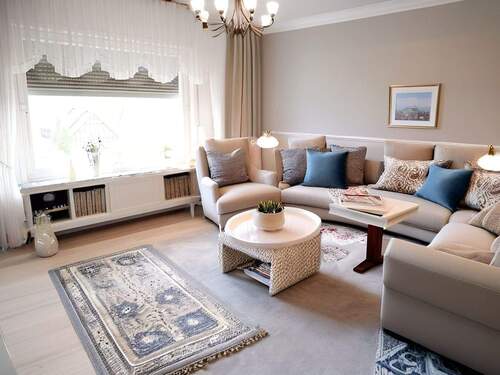 Wohnen - 6 Zimmer Einfamilienhaus zum Kaufen in Ludwigsau