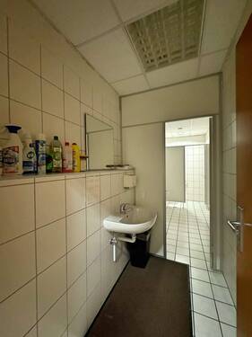 61a30e4f-3e32-4262-92ce-df9e2d9b9165-1873721617 - 