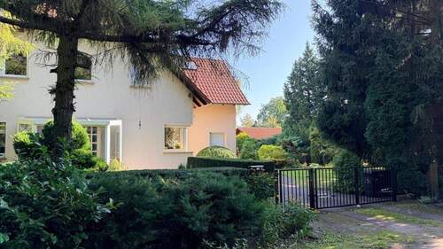 Der Empfang - Großzügiges Zuhause in ruhiger Lage - viel Platz & Möglichkeiten in Biesdorf